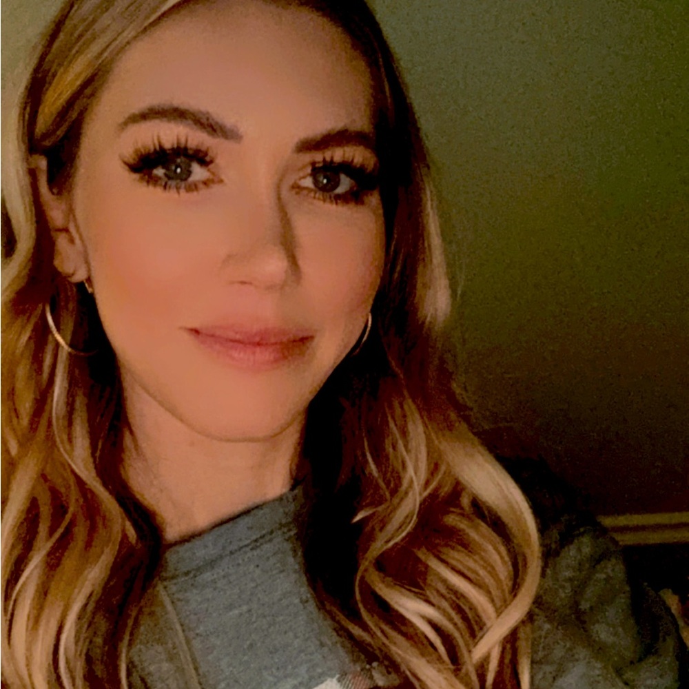 Meet your Posher, Jenna